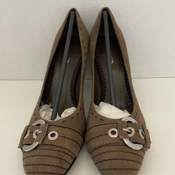 Apepazza Taupe Suede High Heel Pumps, New, Size 37 1/2. - Picture 2 of 6